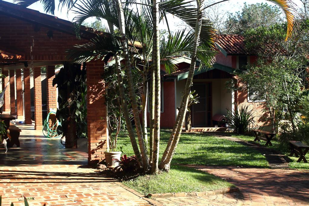 Chacara Ando Bed And Breakfast Águas de Santa Barbara Exterior foto