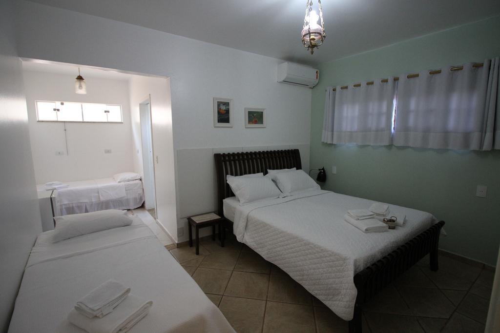 Chacara Ando Bed And Breakfast Águas de Santa Barbara Exterior foto